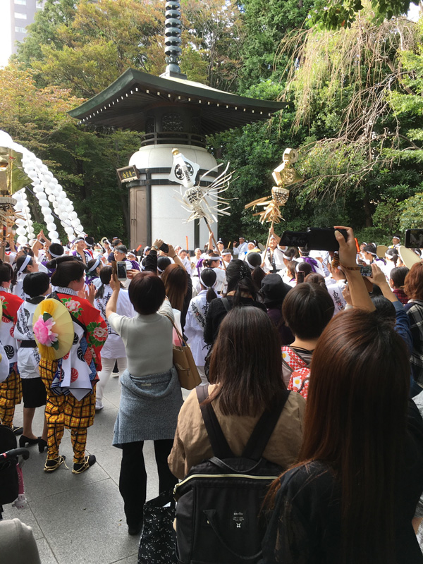 お会式2018-一乗宝塔での本部班追い込み